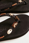 LUCEROS TAHUATA black seashell flip-flops
