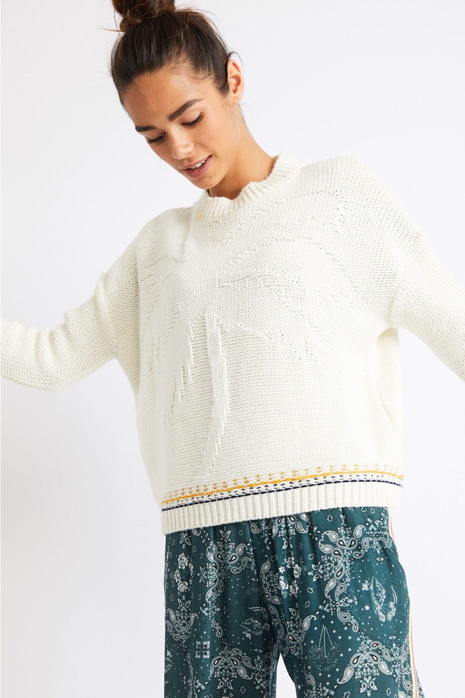 SKYE KINSEALY ecru damessweater met jacquard palmboom