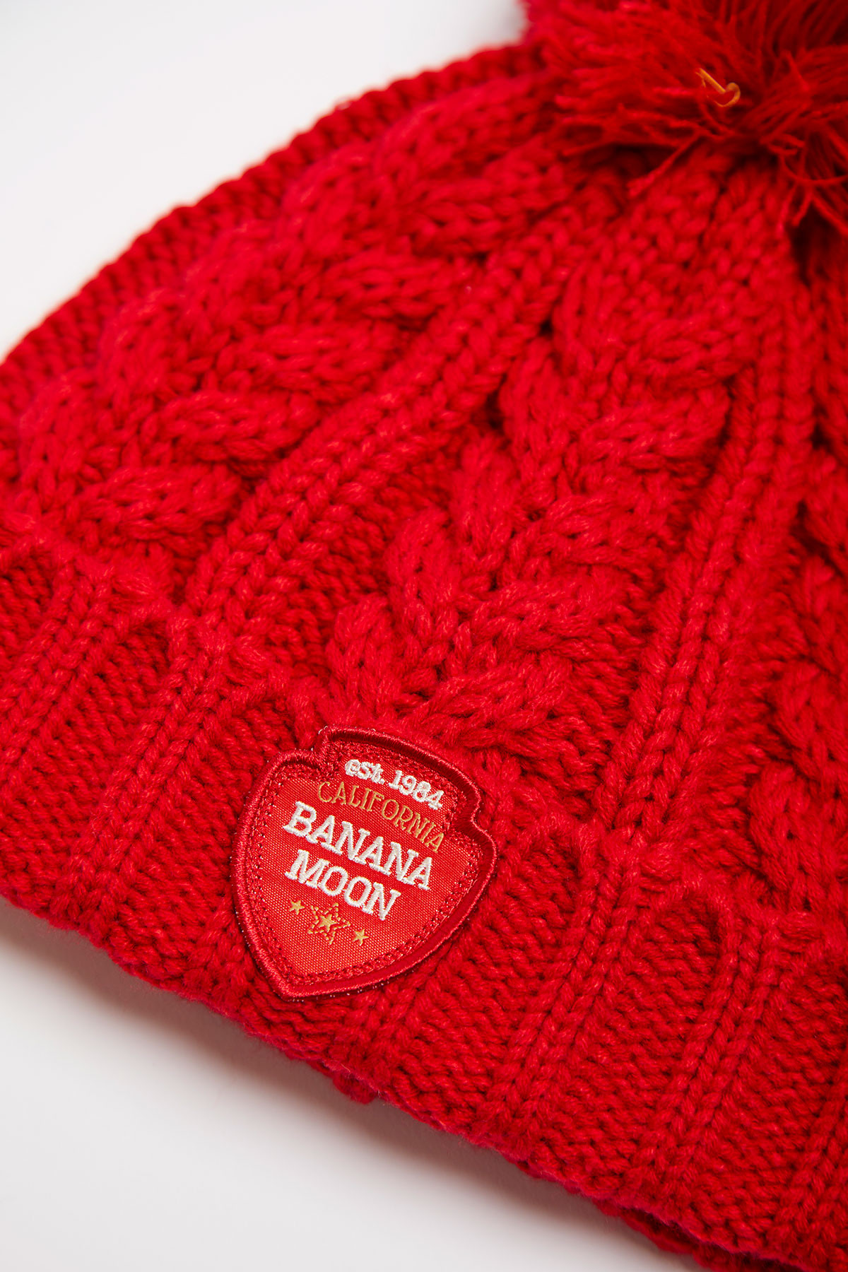 womens red knit hat