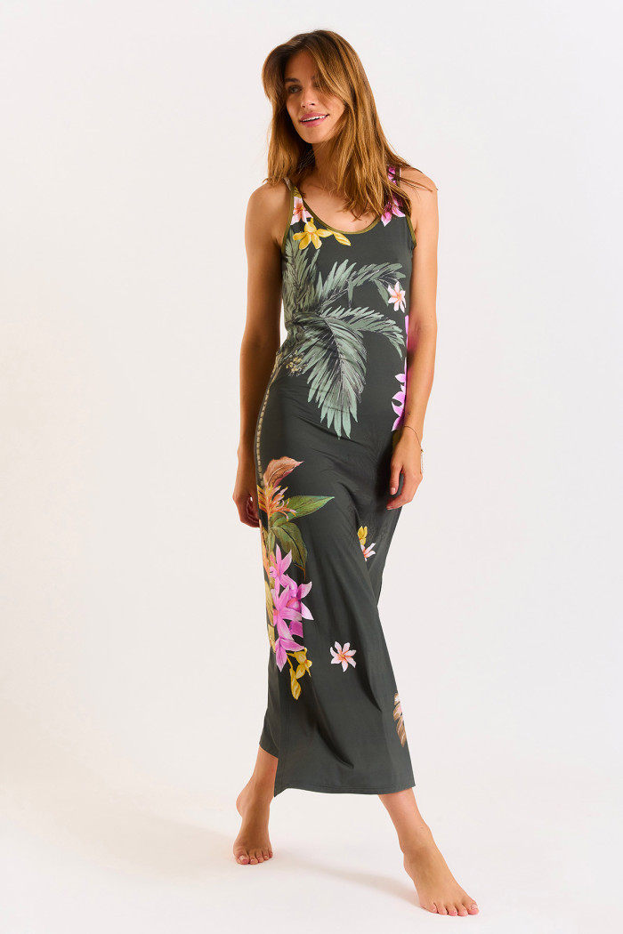 Robe longue kaki à motif fleurs et palmiers Mehiti Beachdress