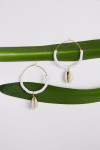 Witte oorbellen met schelpjes Waimea Earrings Salty Cali®