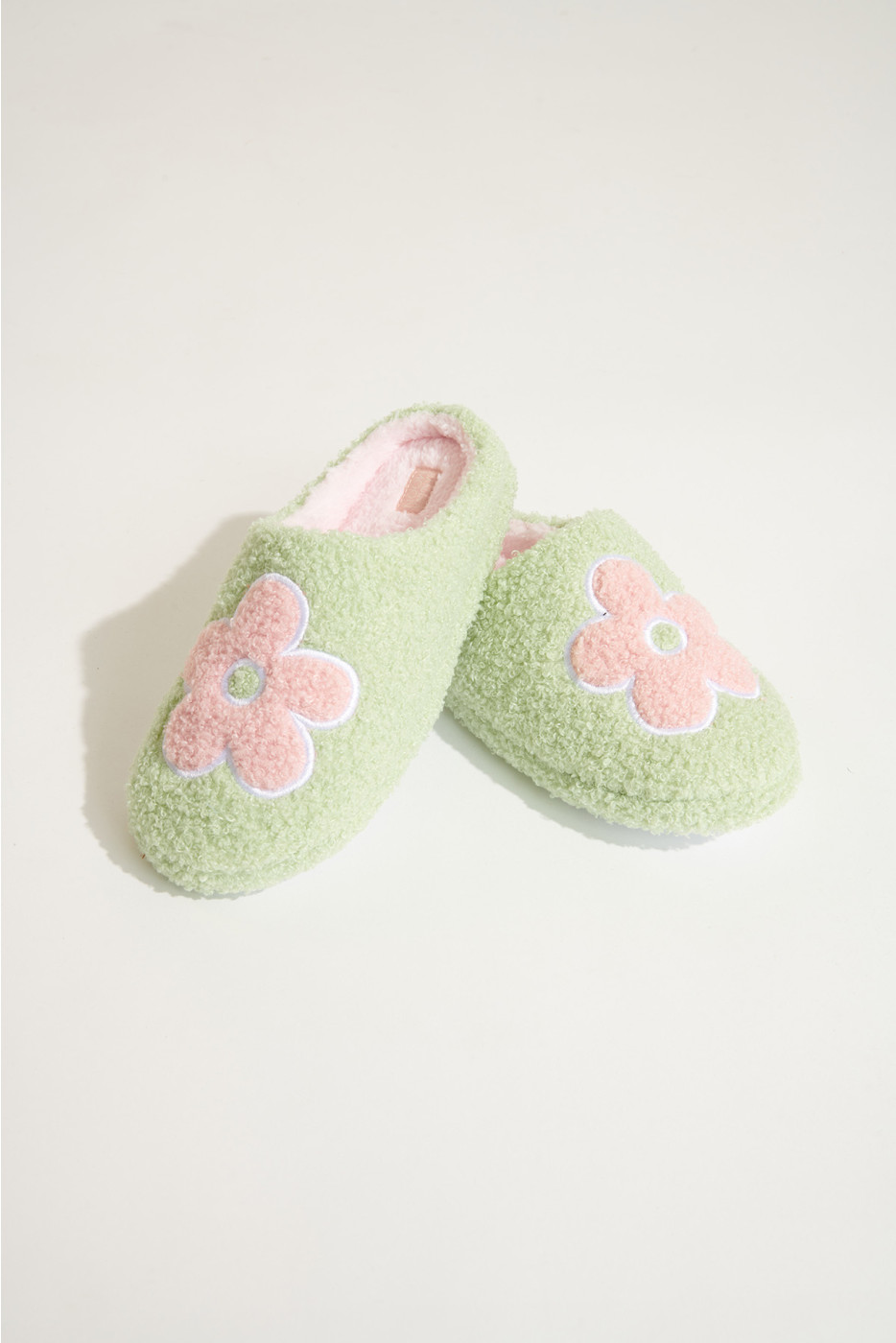 AMA CHILLS women's green slippers